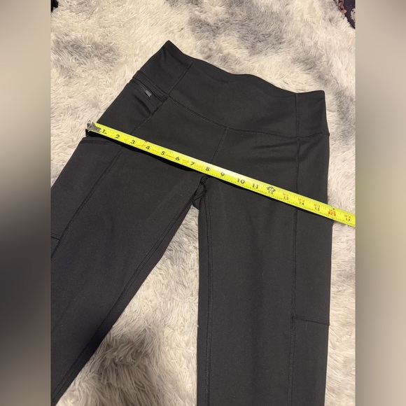 Patagonia Black Leggings women’s size XS run big for an XS - Picture 2 of 7